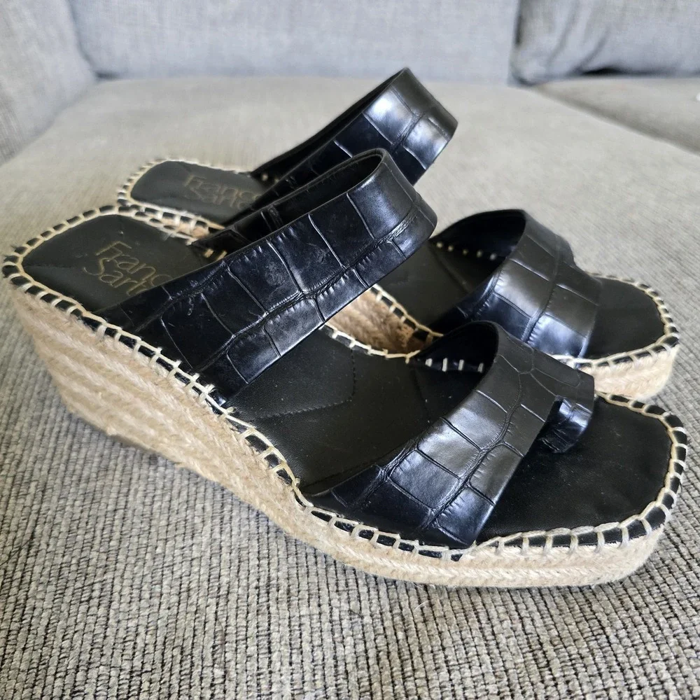 Franco Sarto 8 M Clave Black Embossed Croco Leather Espadrille Wedge Sandals.‎